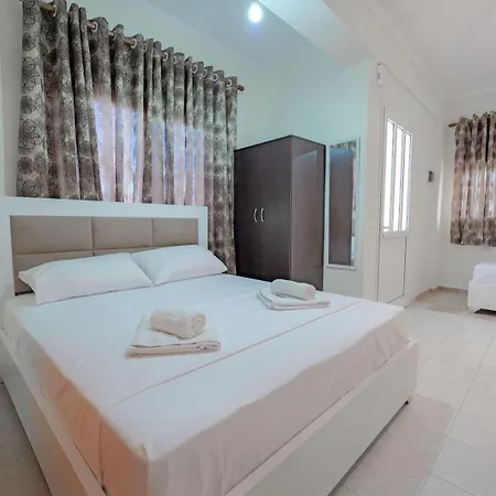 アパート Ensilv クサミル