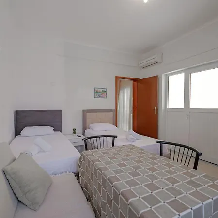 Ensilv アパート クサミル